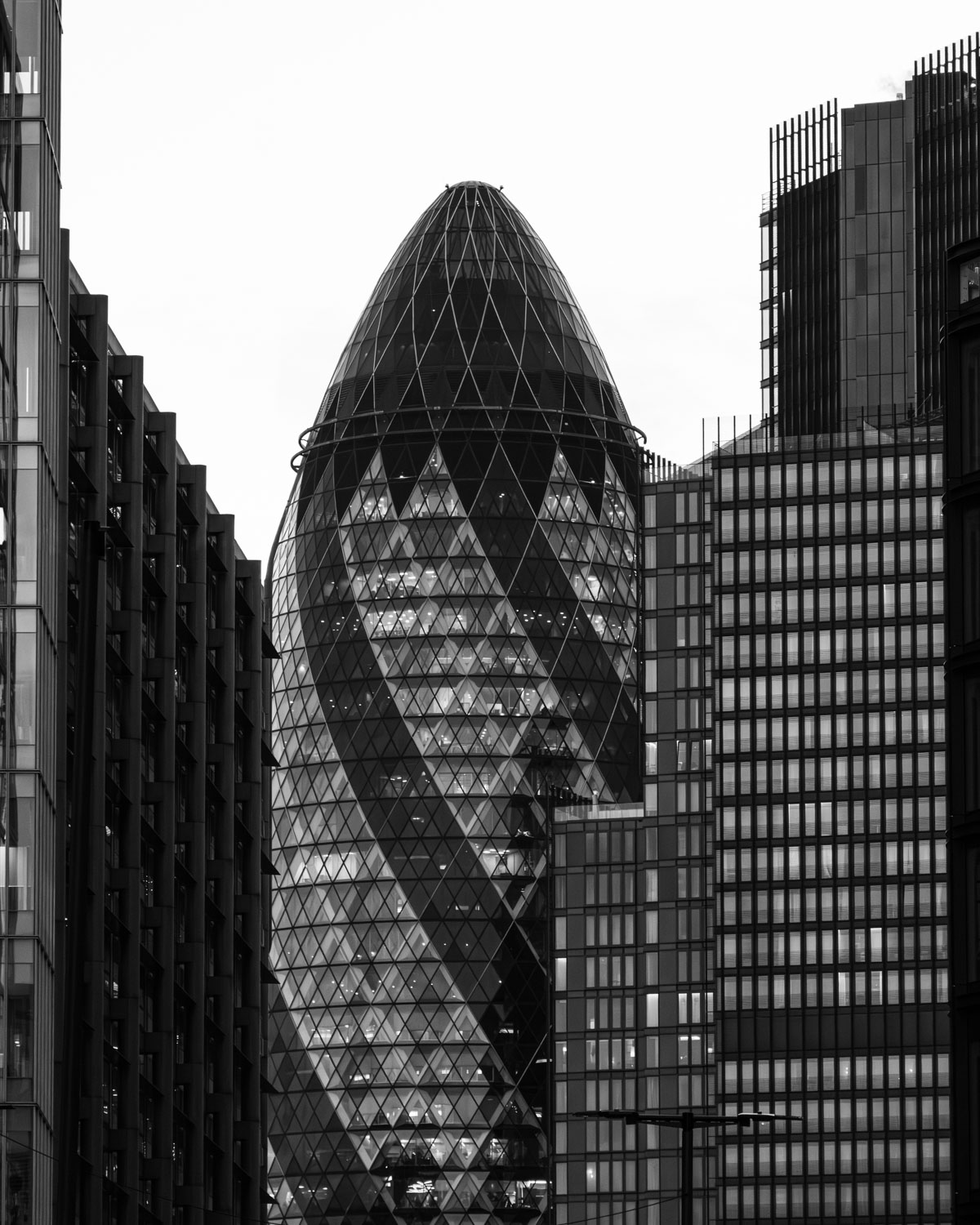 London UK modern minimal street skyline blackandwhite
