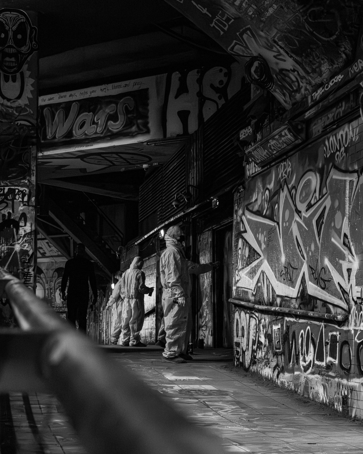 London UK modern minimal street skyline blackandwhite